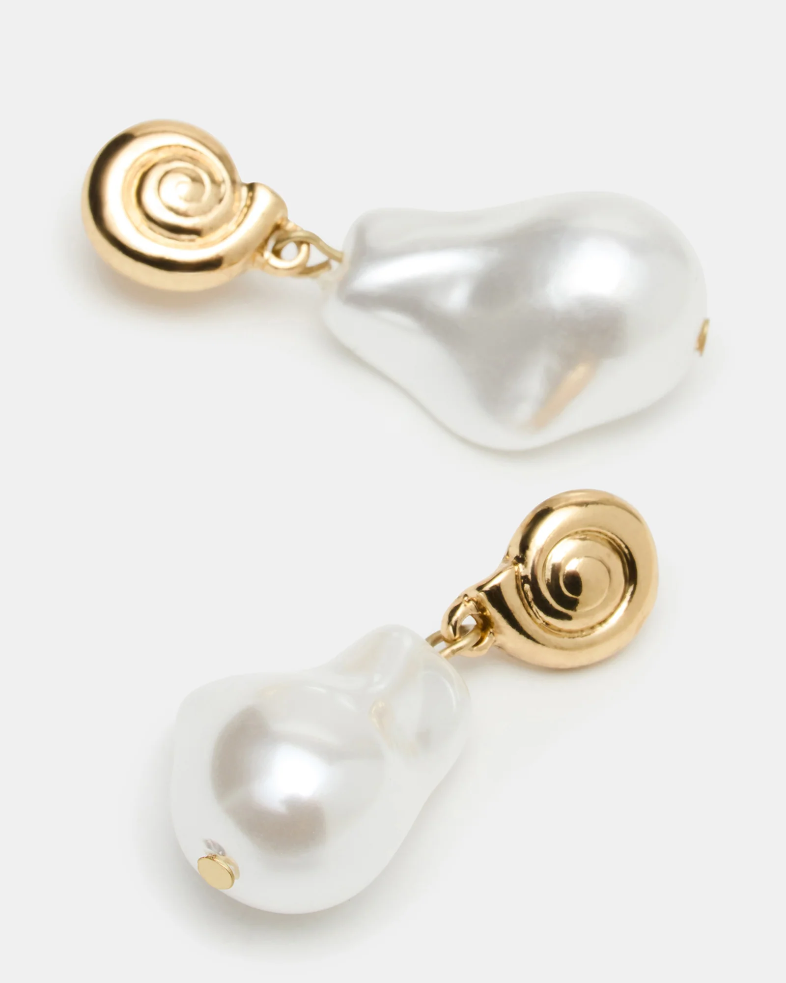 SHELL DROP EARRINGS PEARL - Image 2