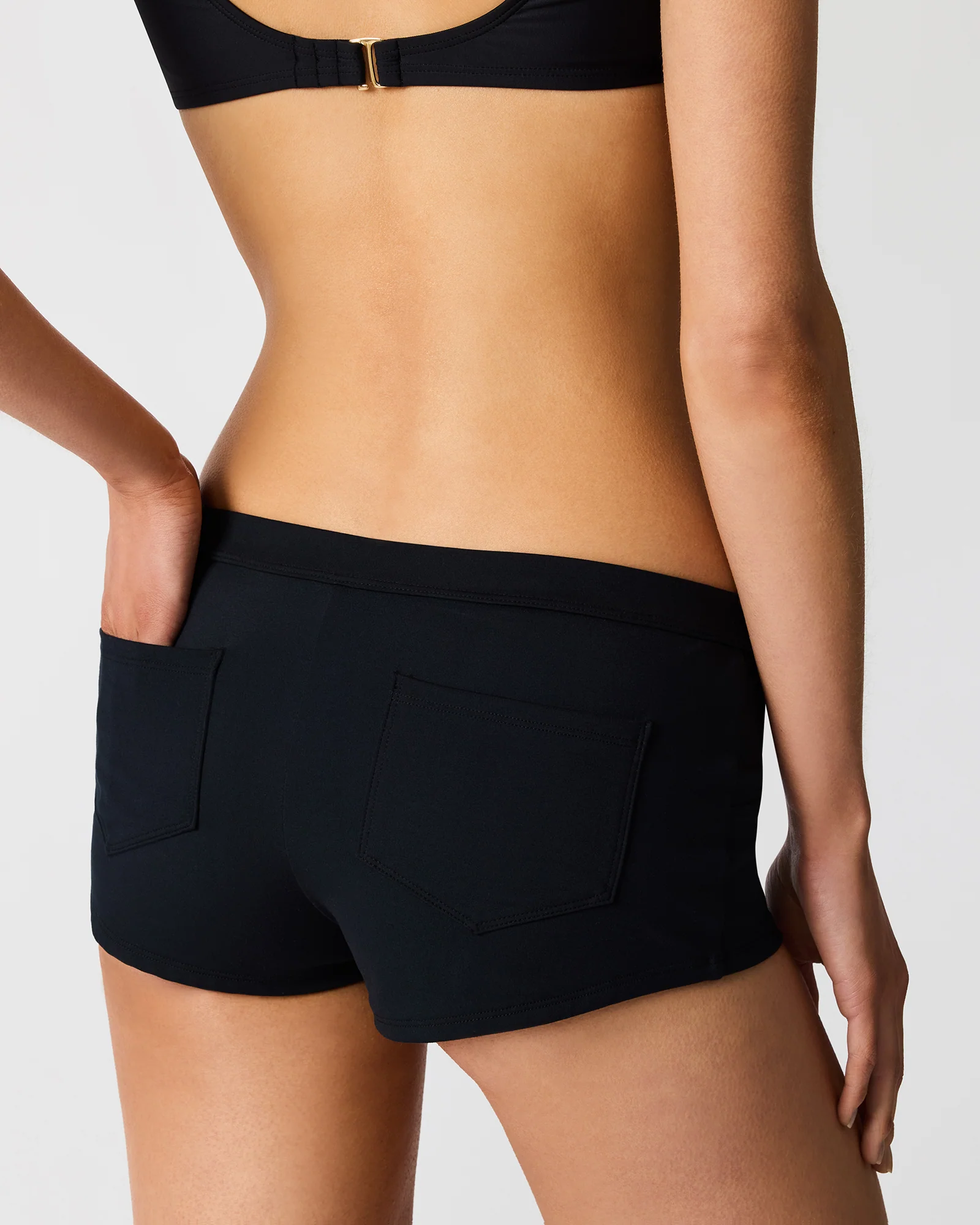 WHAT A STUD BIKINI BOTTOM BLACK - Image 4