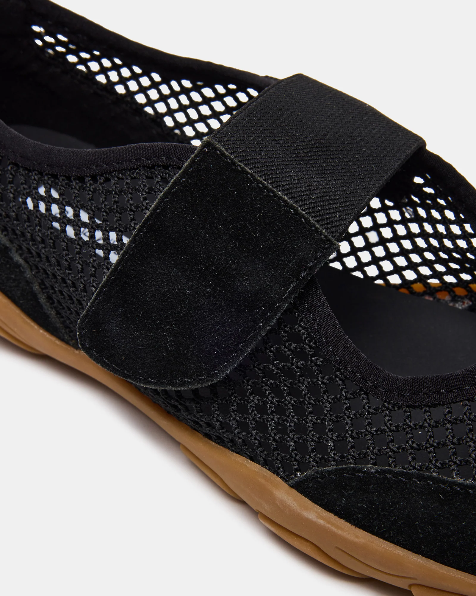 BANKS BLACK MESH - Image 3