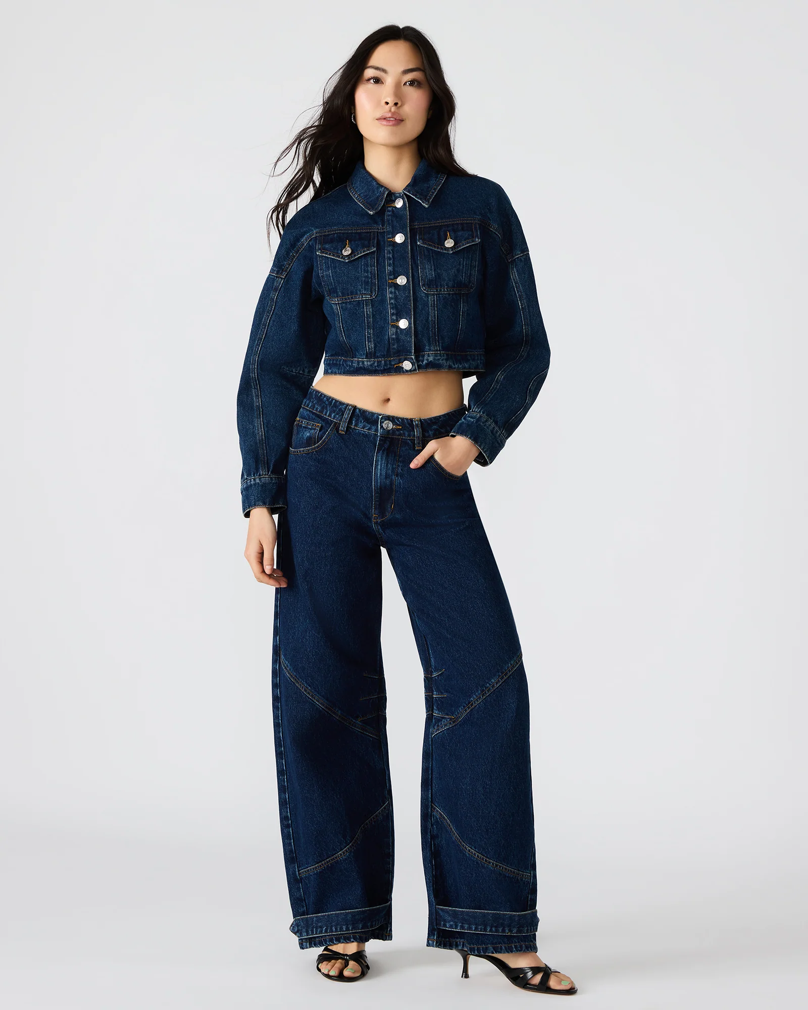 TRE DARK WASH JEAN