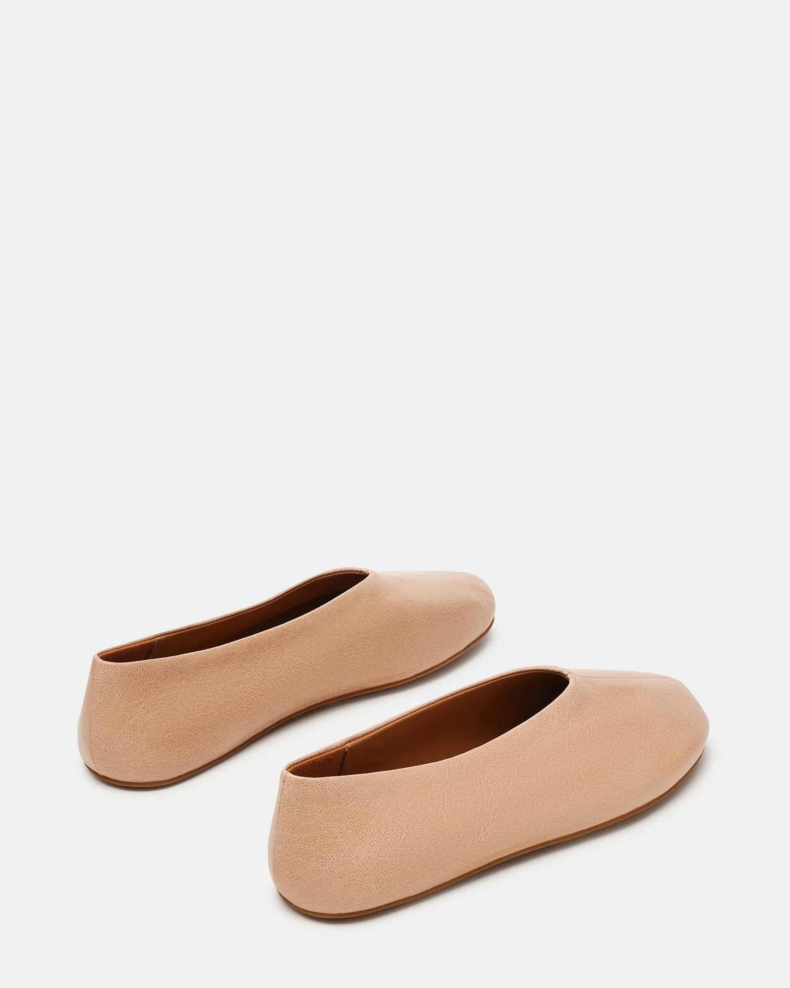 CYNTRA NATURAL LEATHER - Image 6