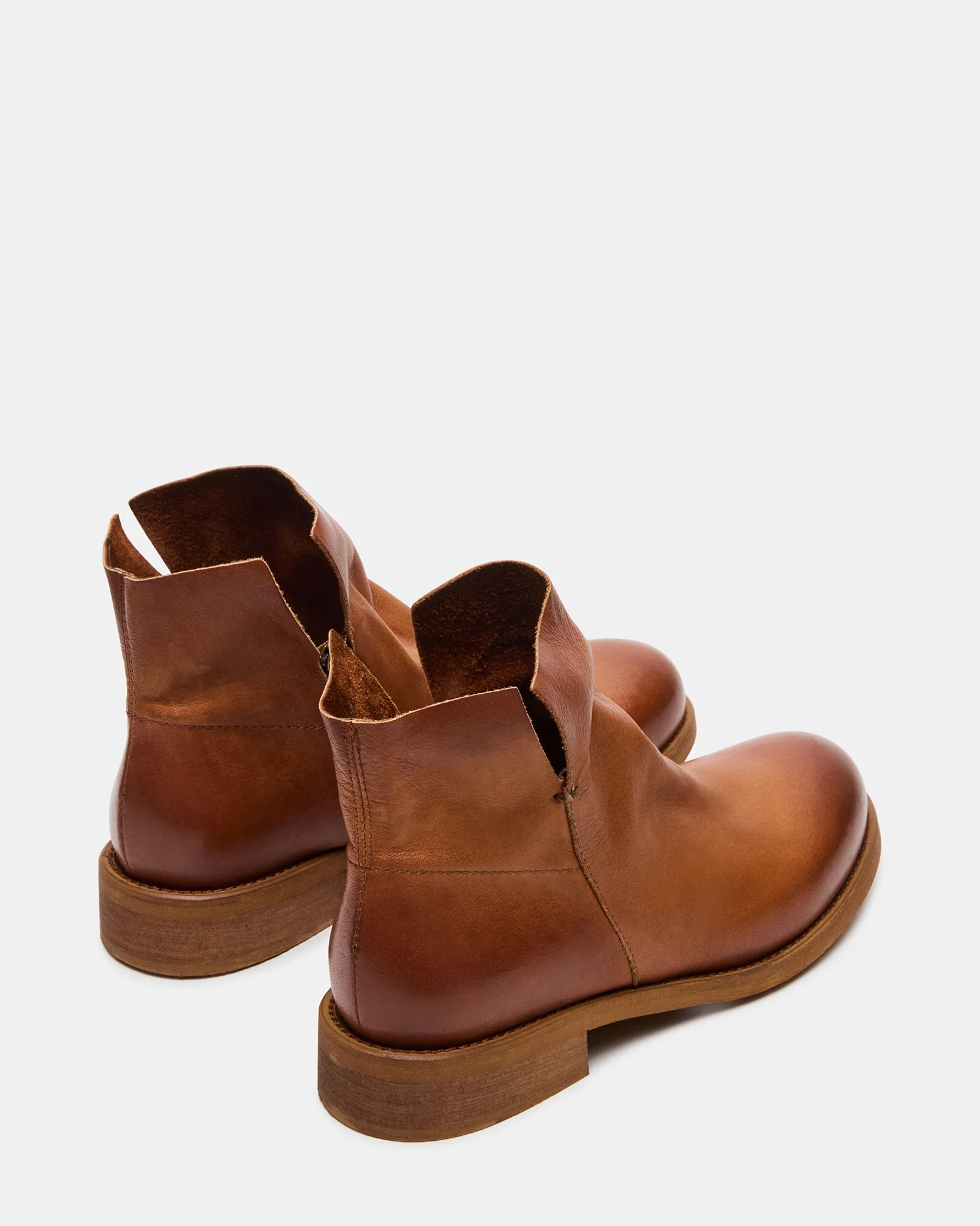 HUGHIE TAN LEATHER - Image 5