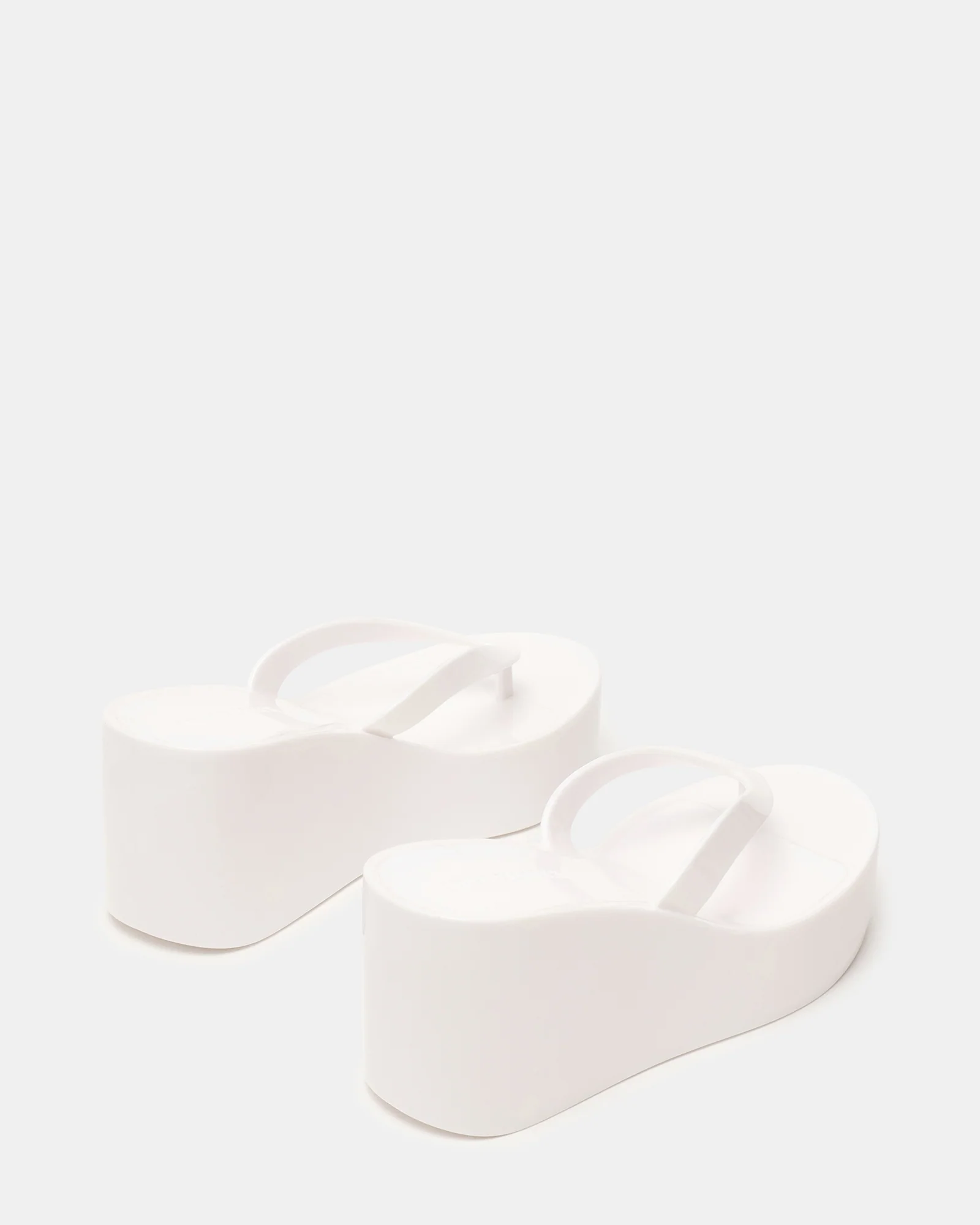 JELLA WHITE - Image 6