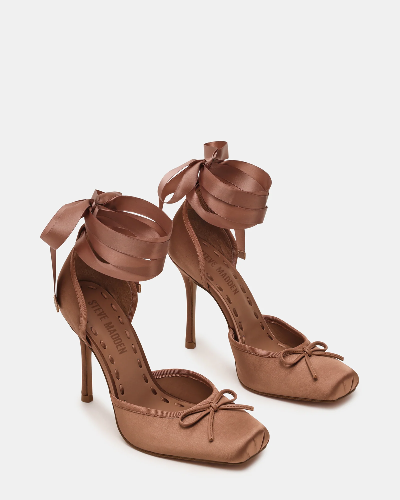 LARINA TAN SATIN - Image 3