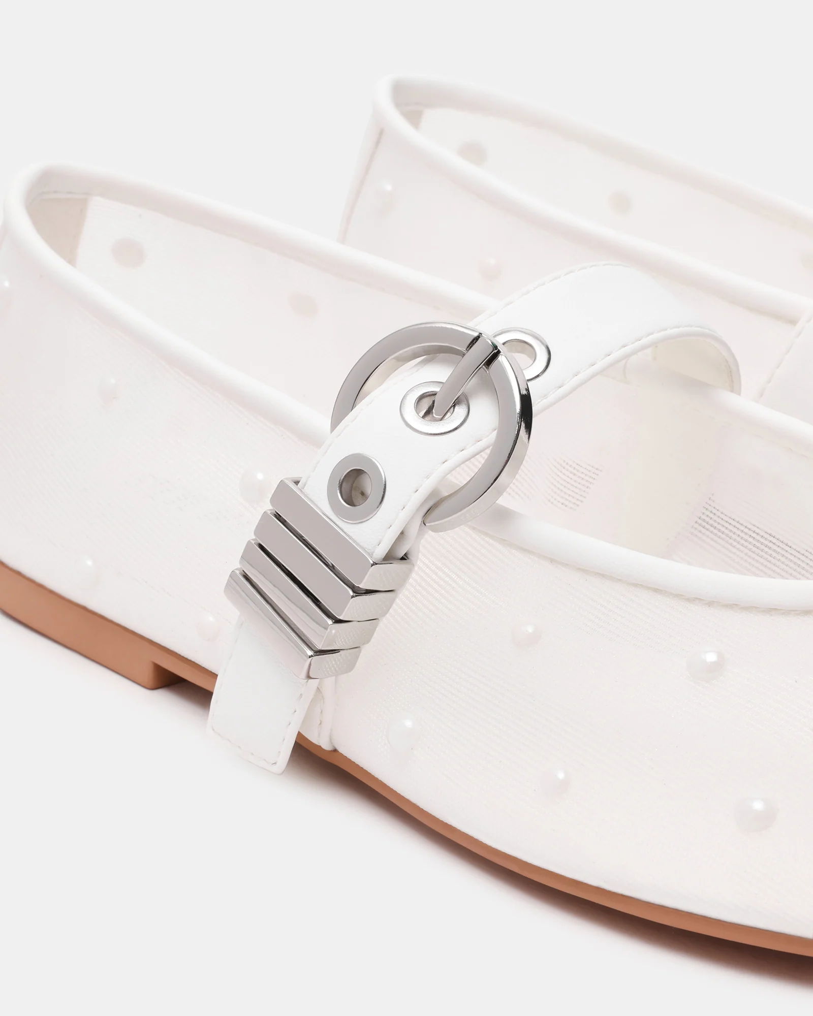 LUCIA PEARL - Image 4