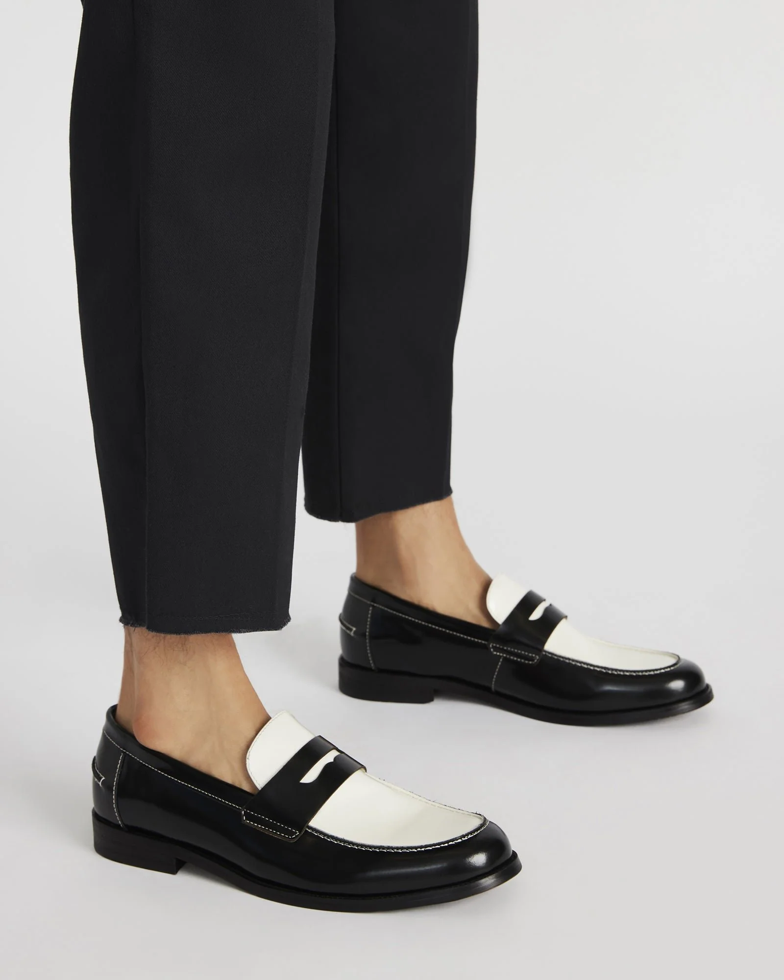 NATAN BLACK/WHITE LEATHER - Image 2