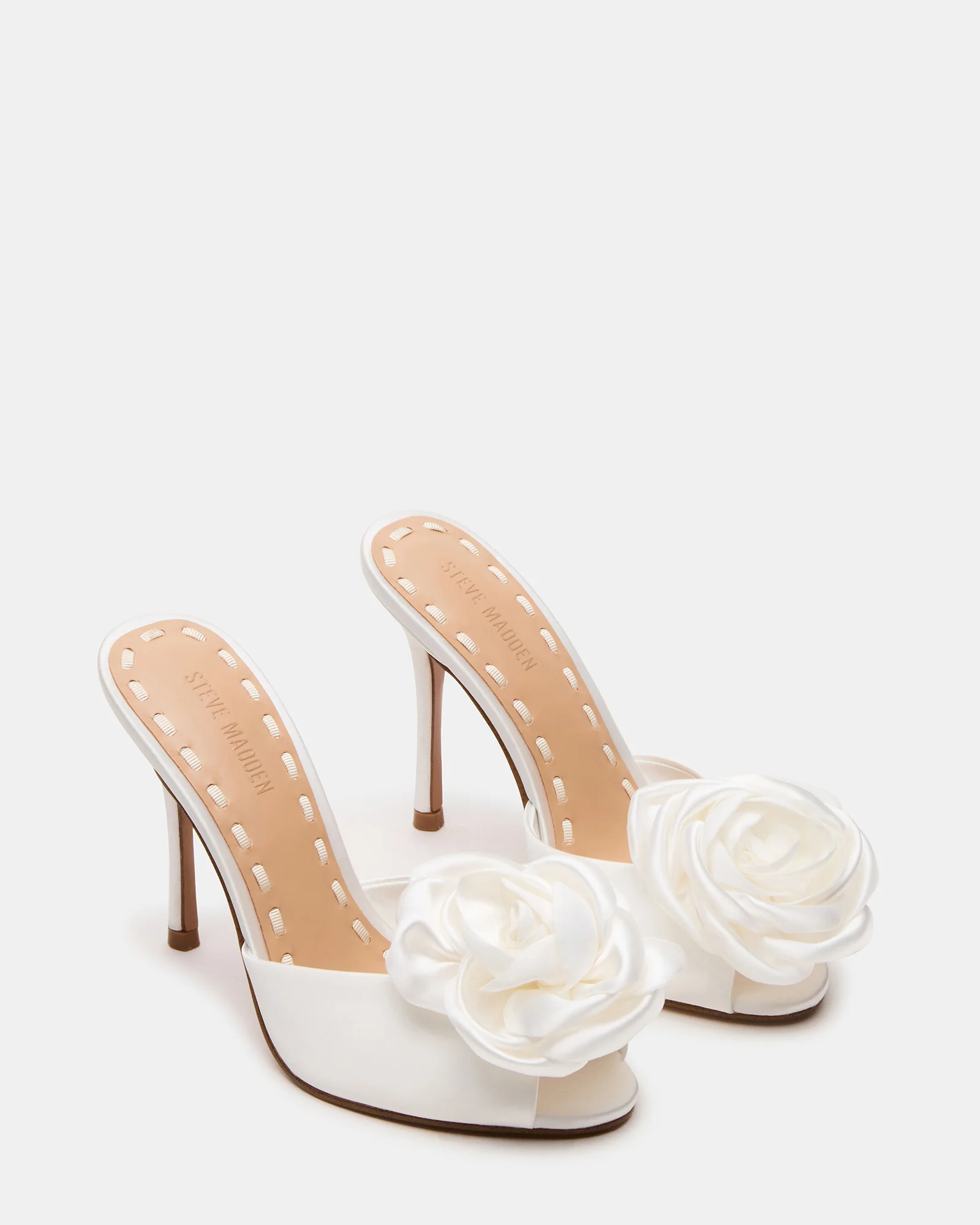 PRIYA FLOWER IVORY SATIN - Image 3