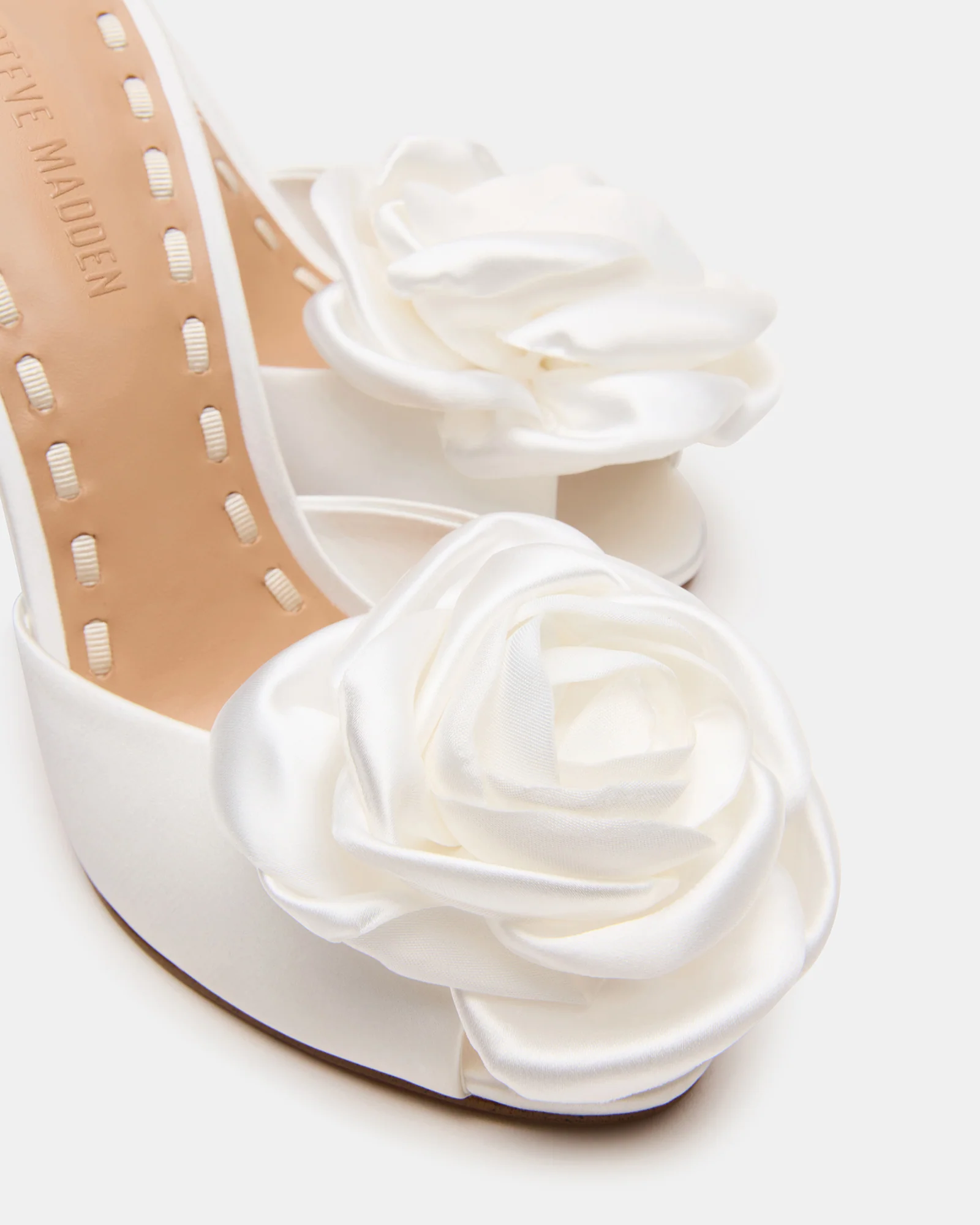 PRIYA FLOWER IVORY SATIN - Image 4