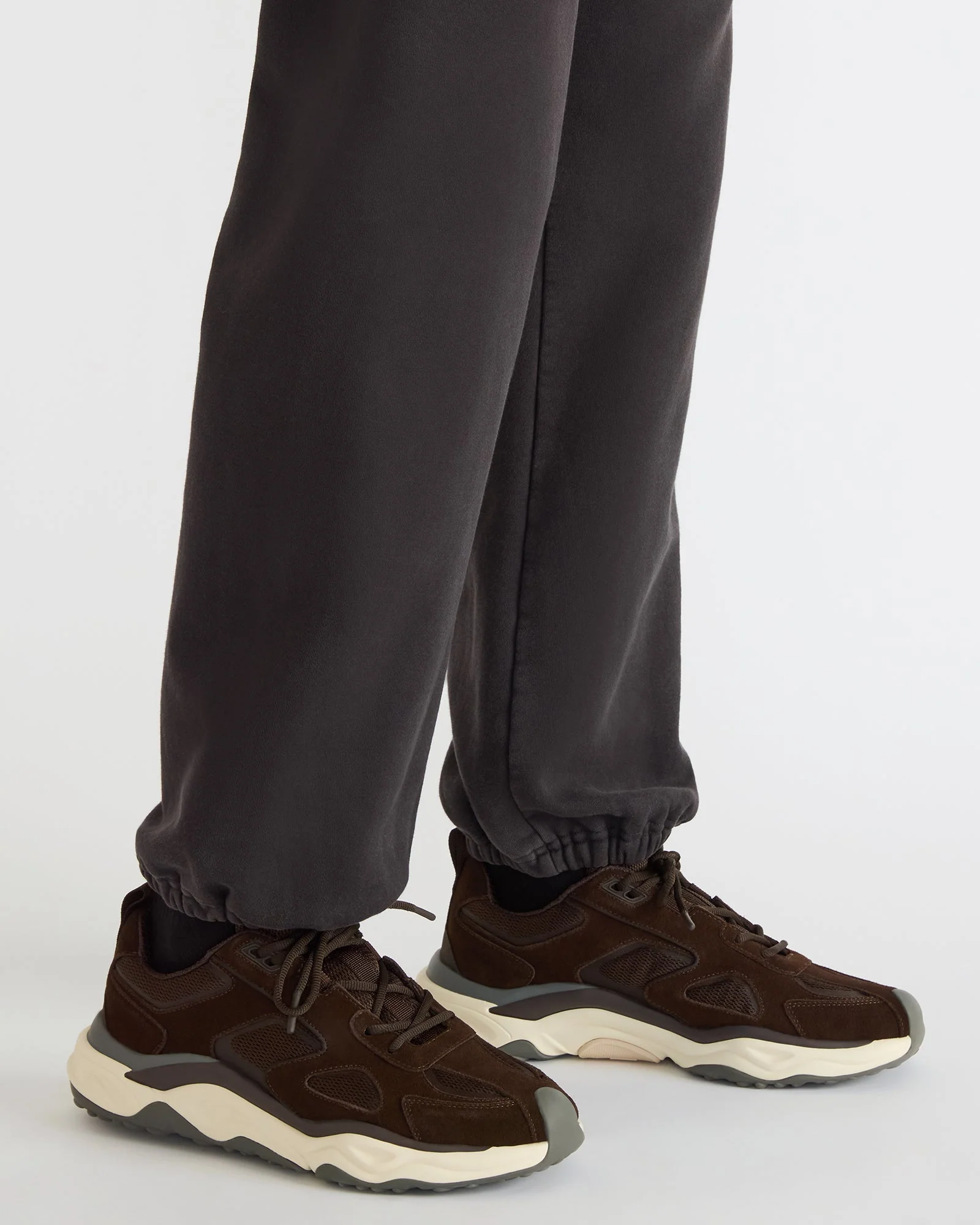 SALVADOR BROWN - Image 2