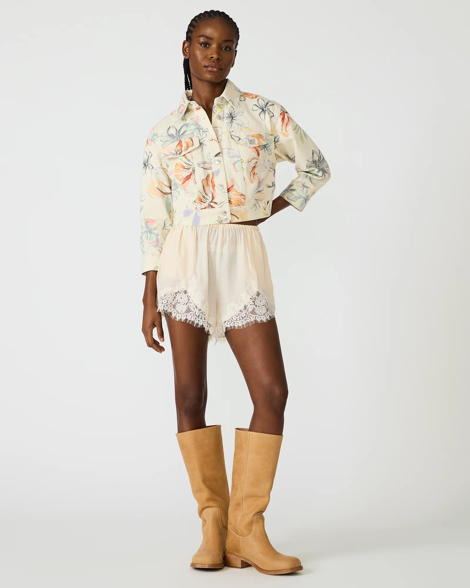 DAISEE SHORT BIRCH WHITE