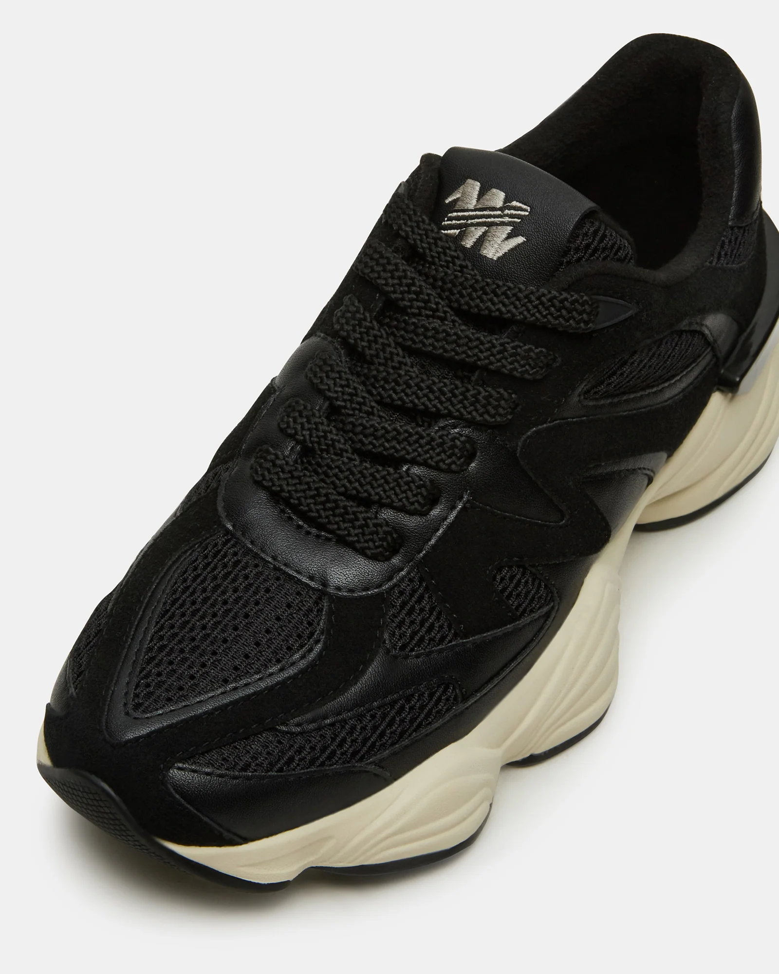 SEBI BLACK - Image 4