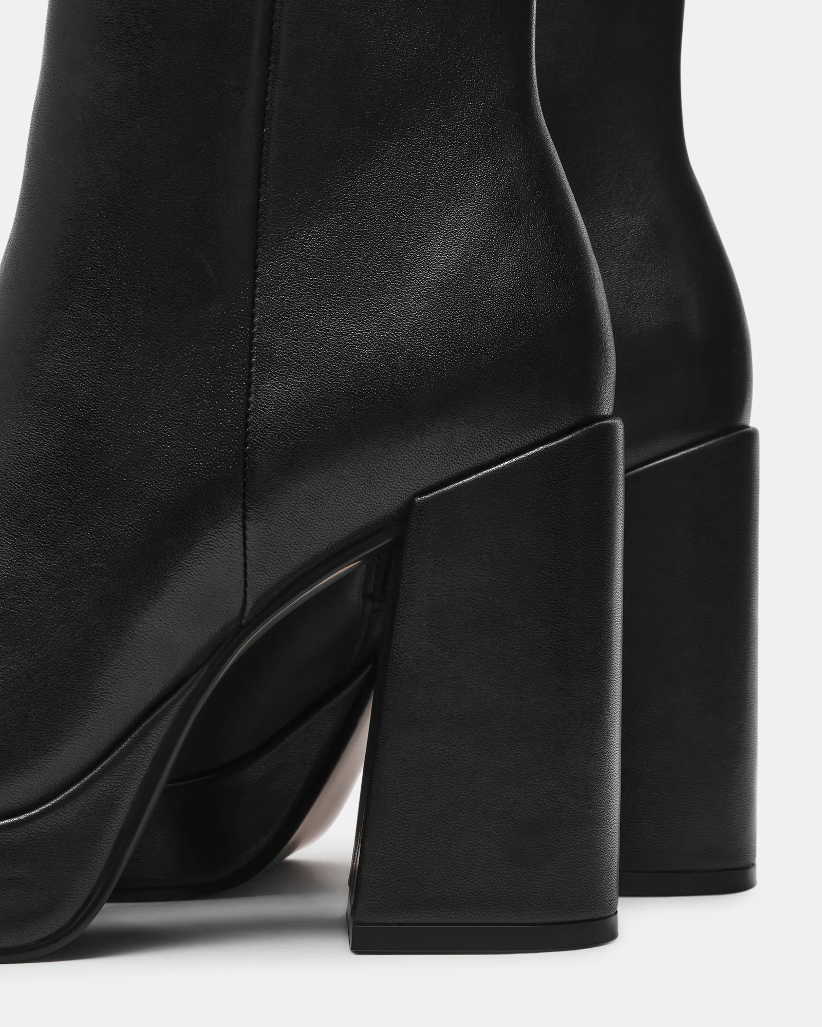 TYRA BLACK LEATHER - Image 4