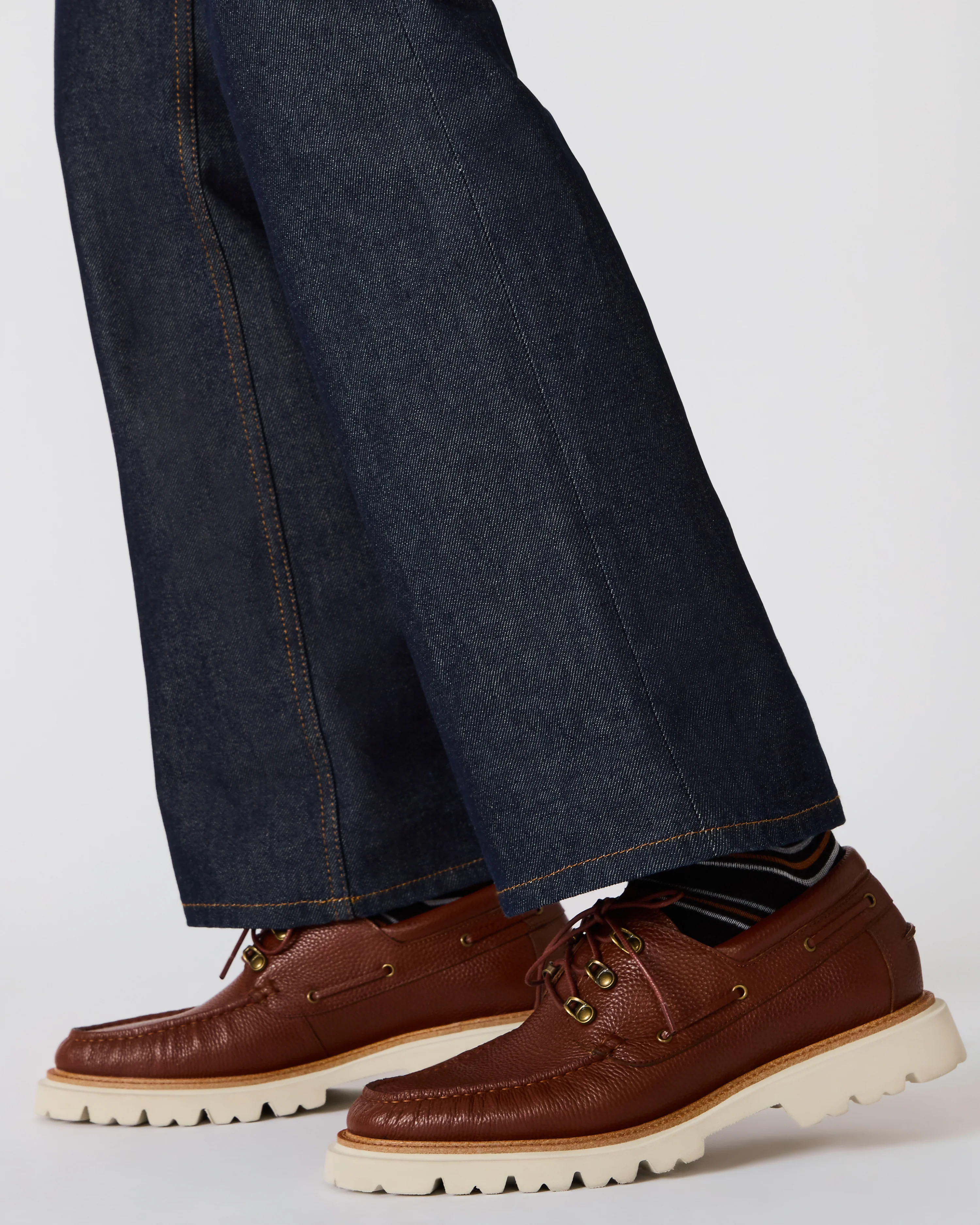 VICTOR COGNAC LEATHER - Image 2