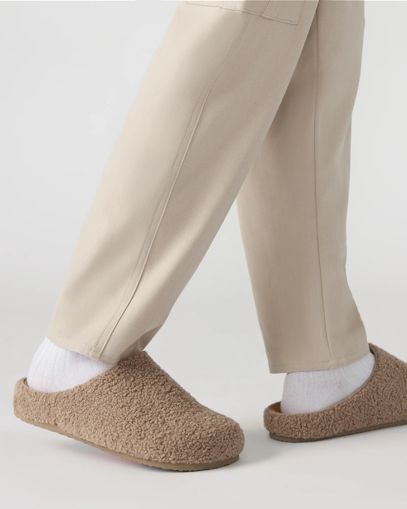WENDELIN TAUPE - Image 2